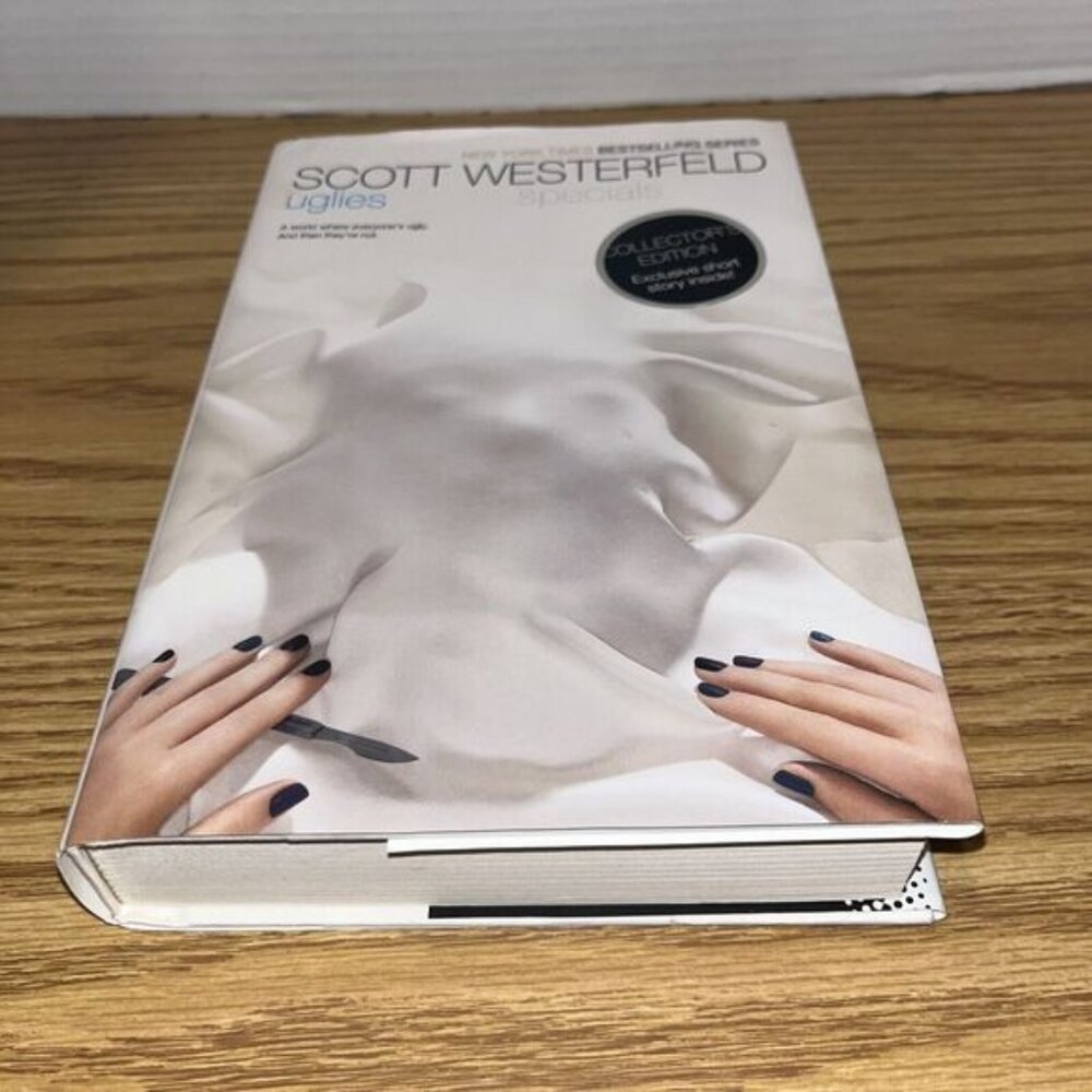 Specials (The Uglies) by Westerfeld, Scott Hardback Book Collectors Edition